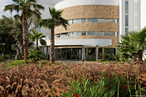 Aguas de Ibiza Grand Luxe Hotel (Santa Eulària des Riu)